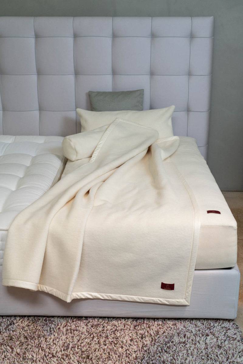Ritter Decken Schurwoll-Unterbett mit Spannumrandung Tägliche Deals
