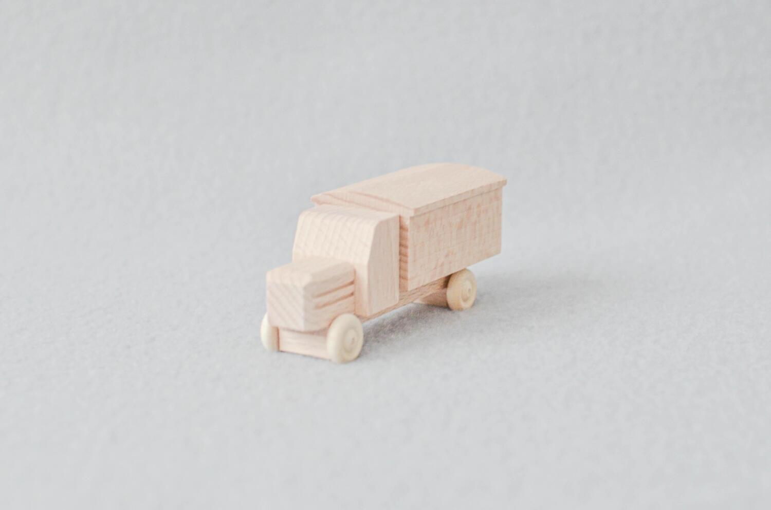 Rudolphs Schatzkiste Holzspielzeug Lastenauto Kasten natur HxBxT 3,5x7,5x3cm Online Outlet