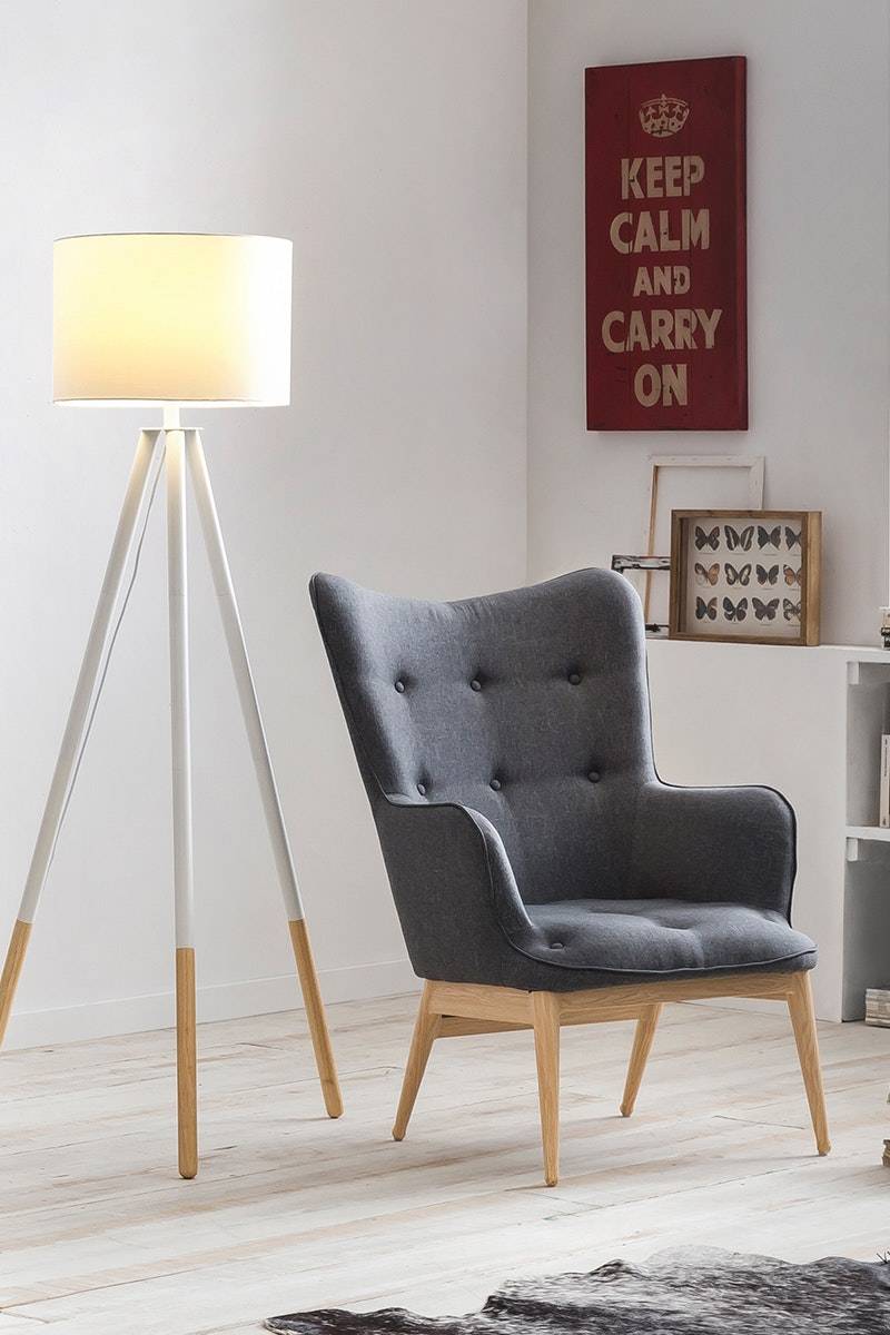 Salesfever Stilvolle Weiß / Eiche Stehlampe Tripod Bestseller