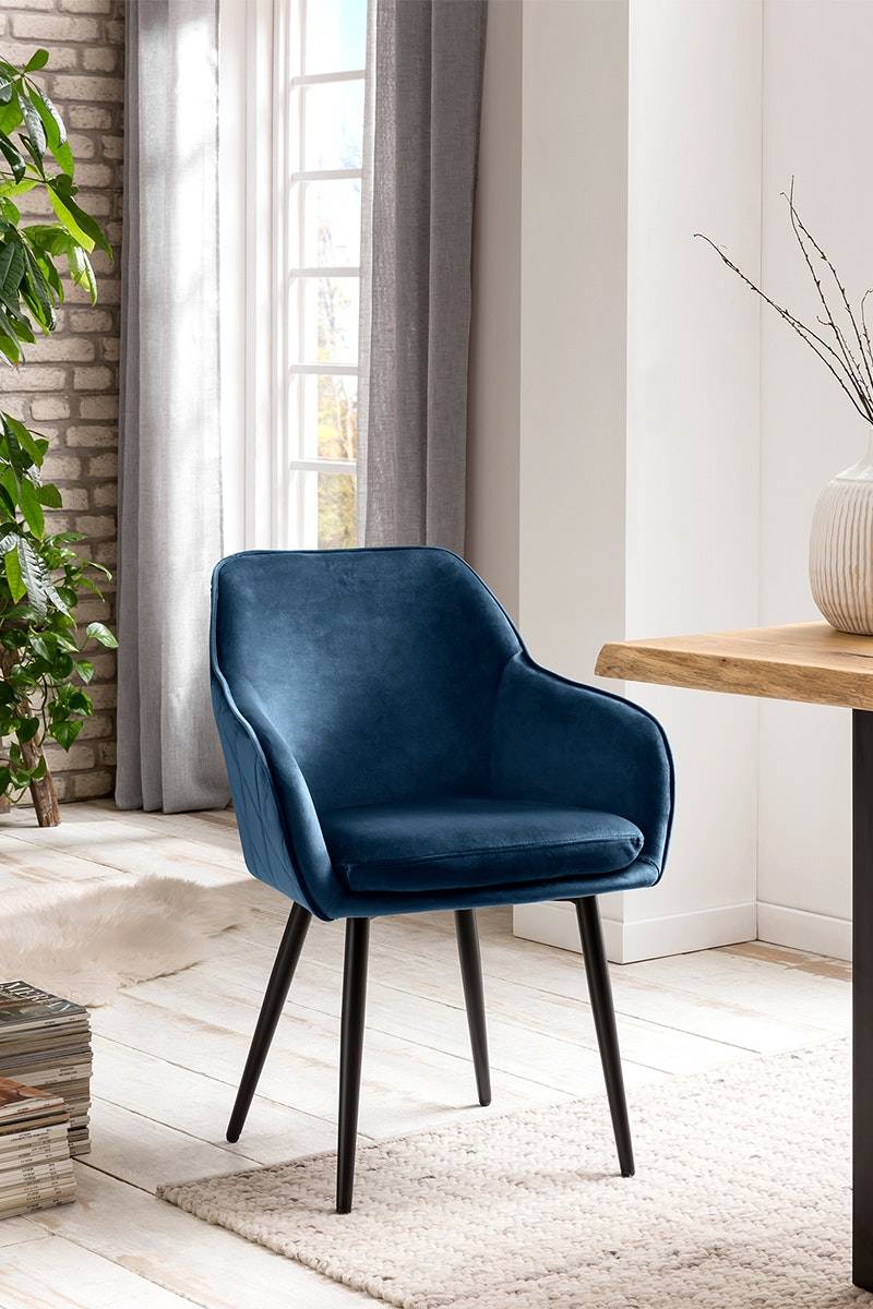 Salesfever Polsterstuhl Blau Samt mit Armlehnen und Steppung Gestell Metall Freja Tägliche Deals