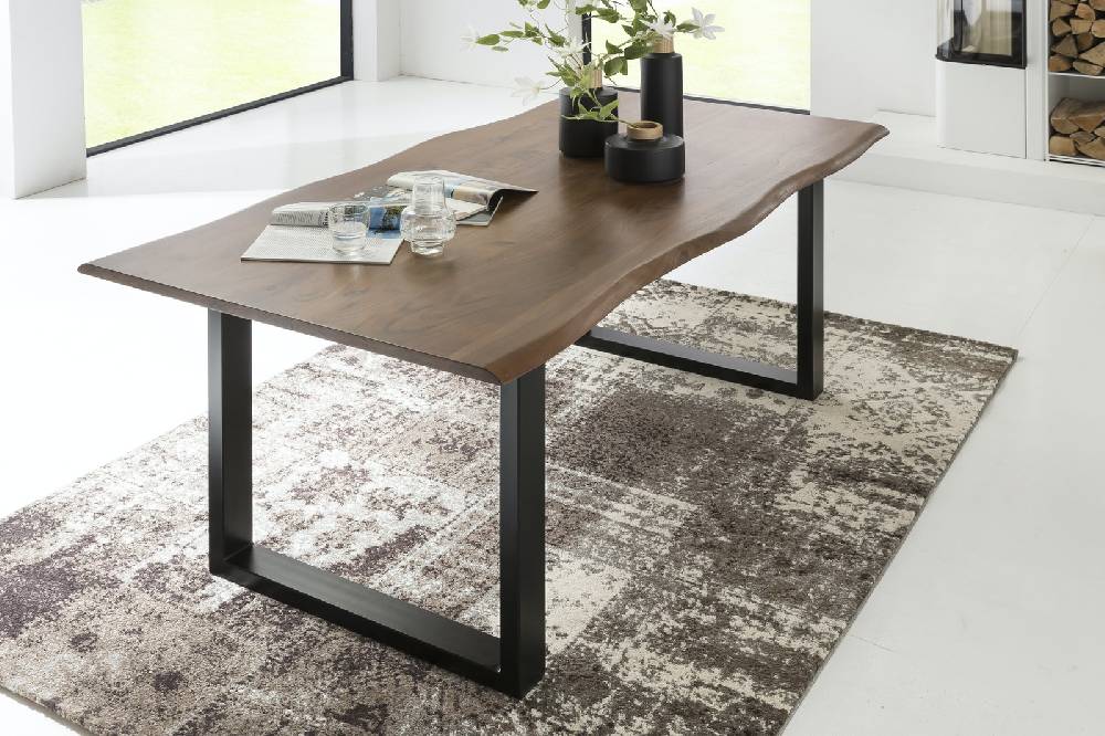 Salesfever Baumkantentisch Stühle hellbraun 160 cm massiv NUSSBAUM 5tlg GIADA im Angebot