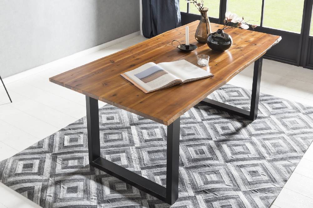 Salesfever Baumkantentisch Stühle dunkelbraun 200 cm massiv COGNAC 5tlg GIADA Weihnachtsangebot