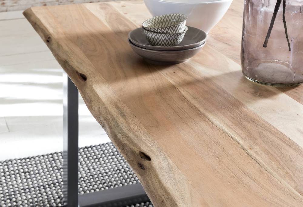 Salesfever Baumkantentisch Stühle dunkelbraun 200 cm massiv NATUR 5tlg GIADA Muttertagsangebot
