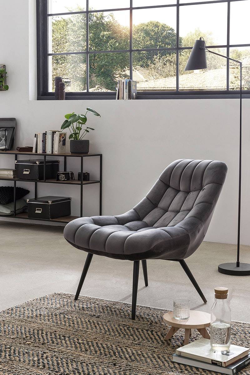 Salesfever Loungesessel silbergrau XXL-Sitzfläche Steppung Samt Metall schwarz CHICAGO Preisnachlass