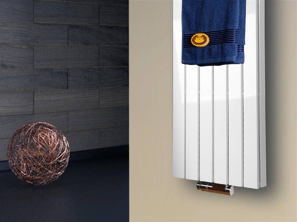 Szagato BADHEIZKÖRPER Design Peking 5 120x47cm 1458 Watt weiß (+1 Halter 15mm) SZAGATO Designheizkörper Handtuchheizkörper mit Mittelanschluss Handtuchwärmer Zeitbegrenzte Promotion