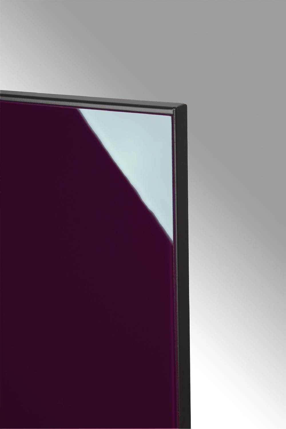 Szagato Badheizkörper mit Glas Design Montevideo 3 Glasfront 180x47cm 1118 Watt violett SZAGATO Design Handtuchheizkörper mit Mittelanschluss Handtuchwärmer Auslauf
