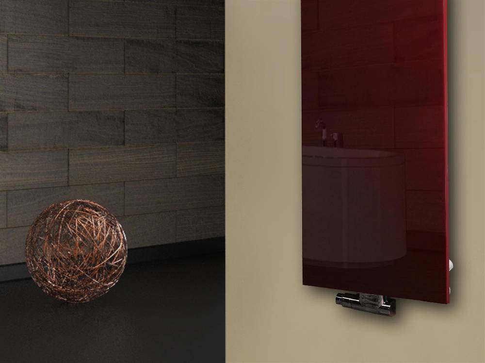 Szagato Badheizkörper mit Glas Design Montevideo 3 Glasfront 180x47cm 1118Watt rot +1 Halter 50mm SZAGATO Designheizkörper Handtuchheizkörper Mittelanschluss im Angebot