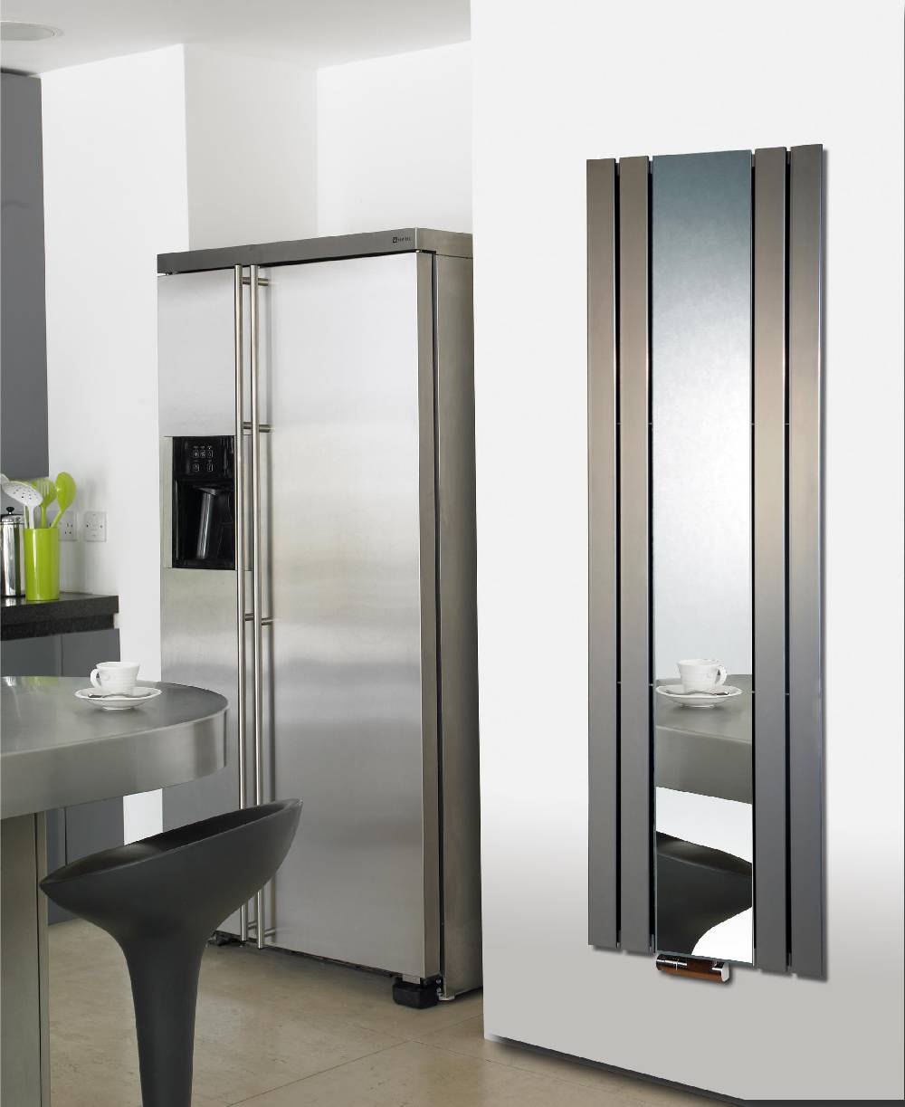 Szagato BADHEIZKÖRPER mit Spiegel Design Shanghai 3 180x55cm 819 W. Edelstahloptik SZAGATO Designheizkörper Handtuchheizkörper Mittelanschluss Handtuchwärmer Kostenloser Versand international