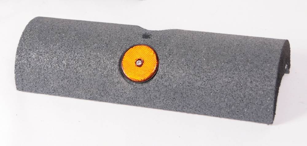 Szagato Gummi - Anfahrschutz Bumper 800x150x80 mm grau SZAGATO Gummi Anfahrschutz Bumper Rammschutz aus Gummigranulat Gummi Bordsteinrampe #1 Bis zu 60% Rabatt