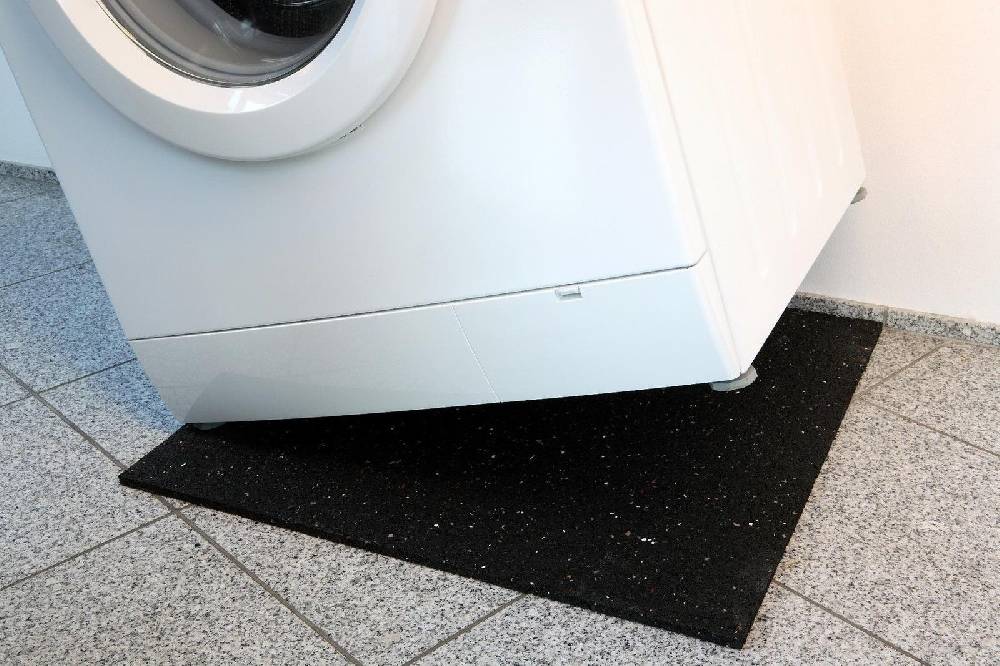 Szagato Gummimatte Waschmaschinen Anti - Vibrationsmatte 60x60x1cm SZAGATO Meterware Gummimatt Gummi Matte Gummigranulatmatte Antirutschmatte Bautenschutzmatte recycelt Clearance-Verkauf