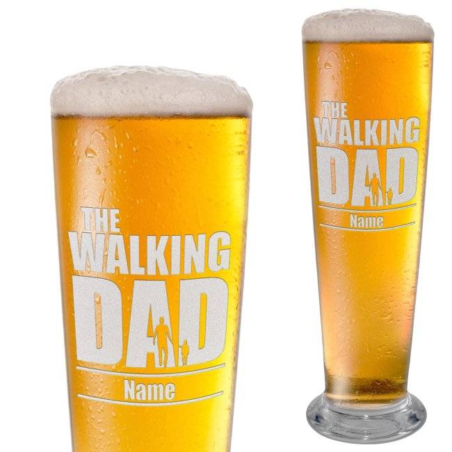 Tassendruck Graviertes Bierglas mit Name - The Walking Dad