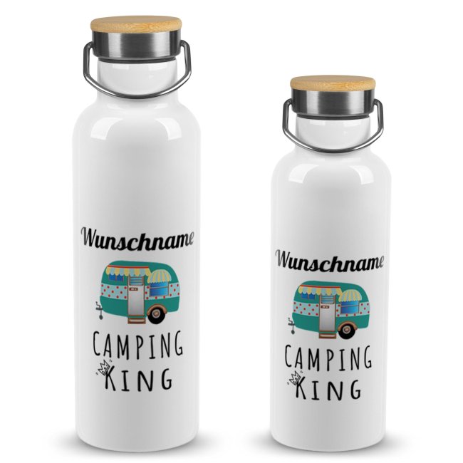 Tassendruck Trinkflasche mit Bambusdeckel - Camping King - mit Name - Weiß